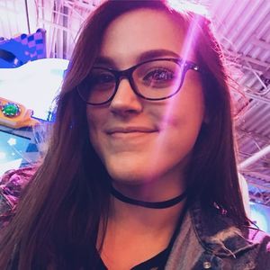 Meet your Posher, Kayla